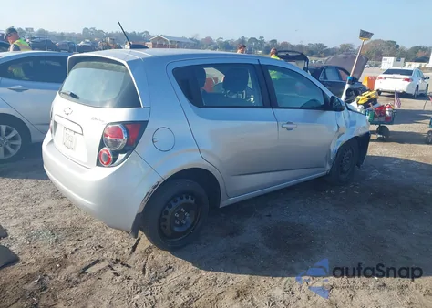2016 Chevrolet Sonic Ls Auto z USA, uszkodzony, nr VIN 1G1JA6SH6G4165182